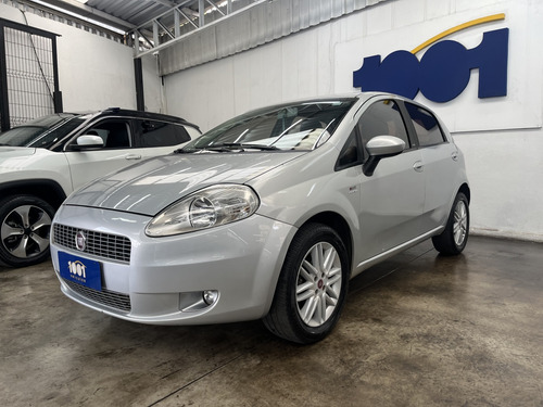 Fiat Punto 1.8 ESSENCE 16V FLEX 4P AUTOMATIZADO