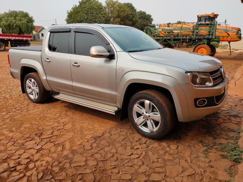 Imagem 6 de 7 de Volkswagen Amarok 2.0 Highline Cab. Dupla 4x4 4p Automática
