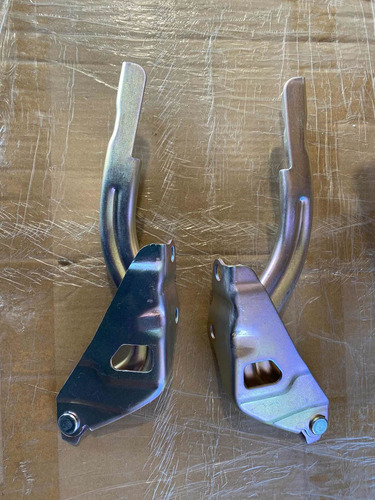 Imagen 2 de 2 de Par Bisagras Capot Hyundai Elantra 2011-2014 Envío Gratis 3x