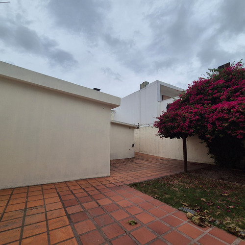 Venta Padron Unico La Paz 4d Y Garage, Gran Potencial