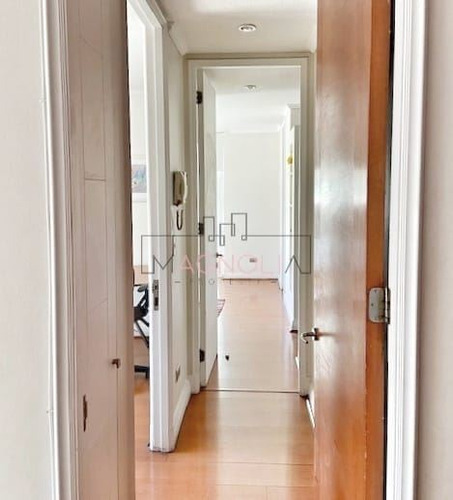 Departamento En Venta De 2 Dorm. En Las Condes