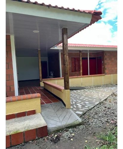 Se Vende Finca Cafetera Tecnificada En Armenia - Quindío