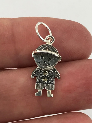 Pingente Menino Com Boné Prata 925 Maciça C/ Caixa Veludo
