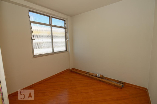 Apartamento À Venda - Irajá, 3 Quartos, 75 - S893010413