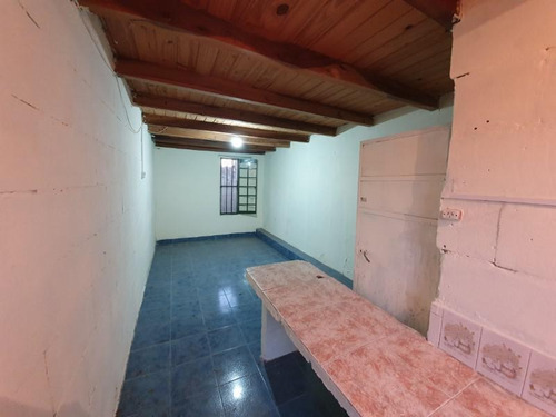 Imagen 16 de 25 de Ph, Complejo De Departamentos Para Alquiler, Larrea Y Urquiza