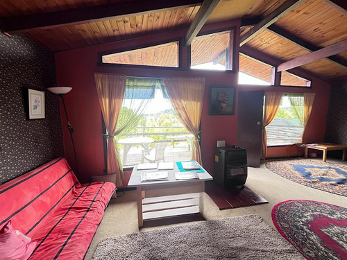 Hermosa Casa Con Vista Al Lago Ranco.