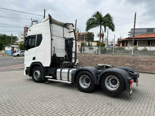 Imagem 2 de 12 de Caminhao Scania 450 A 6x2 2019 Impecável