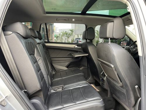 Imagem 3 de 11 de Volkswagen Tiguan Allspace 2020 1.4 Comfortline 250 Tsi