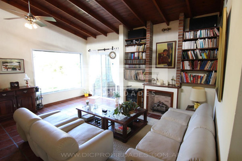 Excelente Chalet 4 Amb Escritorio Muy Buena Ubicacion - Villa Adelina