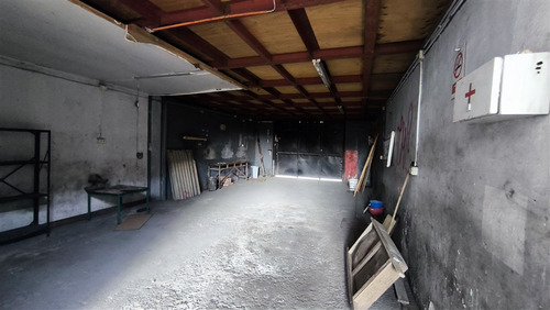 Local Comercial En Arriendo En Estación Central
