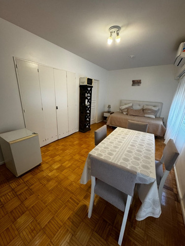 Alquiler Tradicional Monoambiente Sin Muebles C/balcón - Recoleta