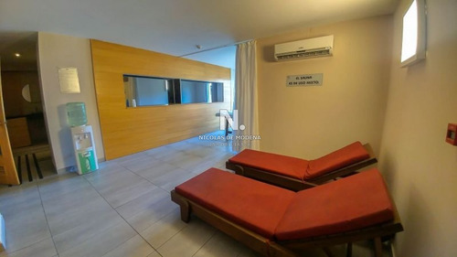 Ocean Drive Ii Piso Alto. Vende Alquila- Ref: 127