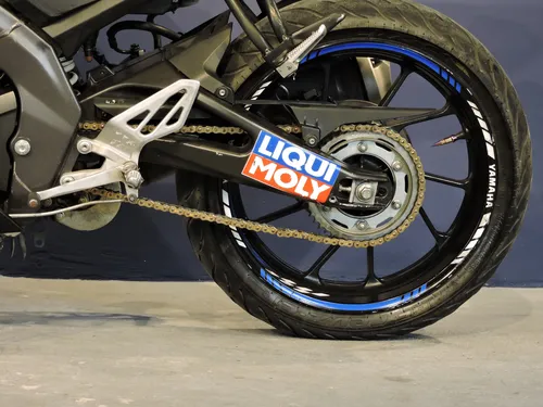 Yamaha Yzf- R15