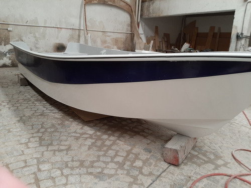 Tracker 530 Lancha Pescador 530 Borda Volcada