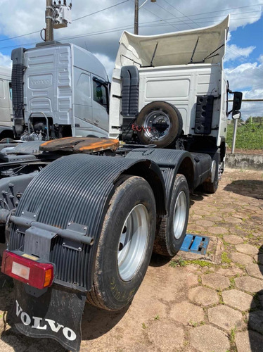 Imagem 2 de 4 de Volvo Fm 370 6x2 T