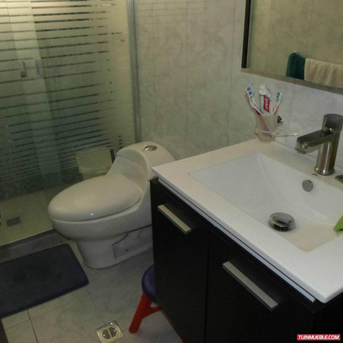 Imagen 10 de 12 de Se Vende Apartamentos En Los Ruices (negociable)