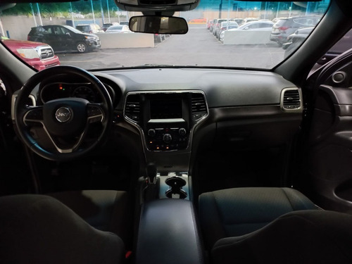 Imagen 10 de 14 de Jeep Grand Cherokee Laredo 2018