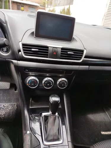 Mazda 3 2.0 Touring At