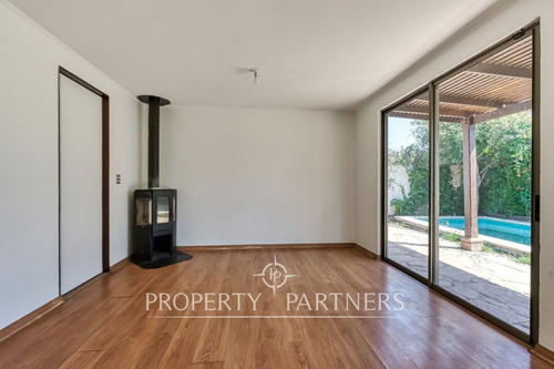 Chicureo Centro, Condominio Con Seguridad