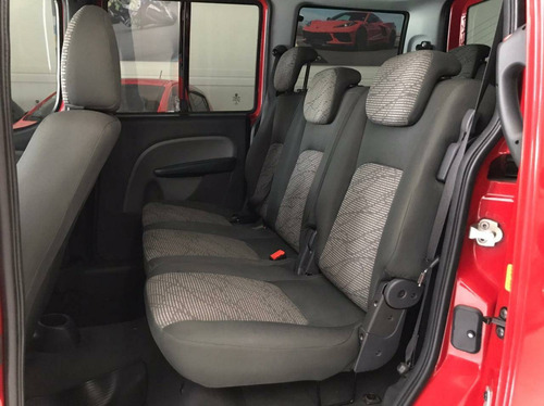 Imagem 12 de 15 de Fiat Doblò 1.8 Mpi Essence 7l 16v Flex 4p Manual