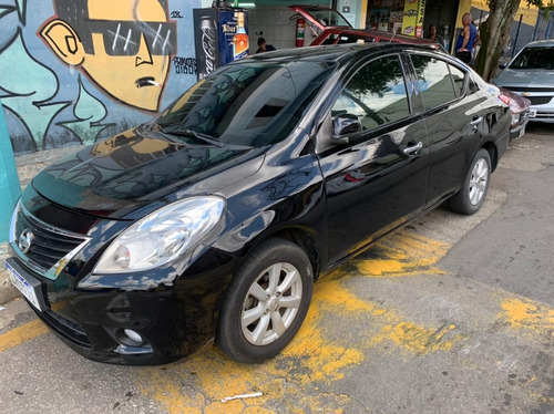 Nissan Versa 2014 1.6 16v Sl Flex 4p