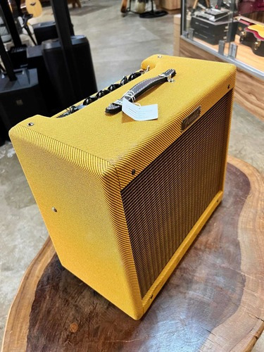 Amplificador Fender Hot Rod Series Blues Junior LTD Valvular para guitarra de 15W cor lacquered tweed 127V
