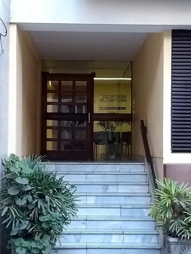 Oportunidad - Nueva Córdoba - 2 Dorm Con Balcón