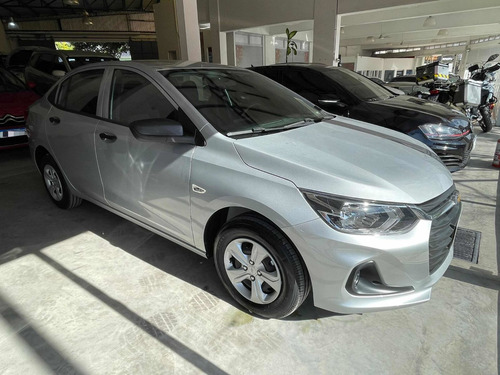 Imagen 6 de 18 de Chevrolet Onix Plus Onix 1.2 Plus M/t
