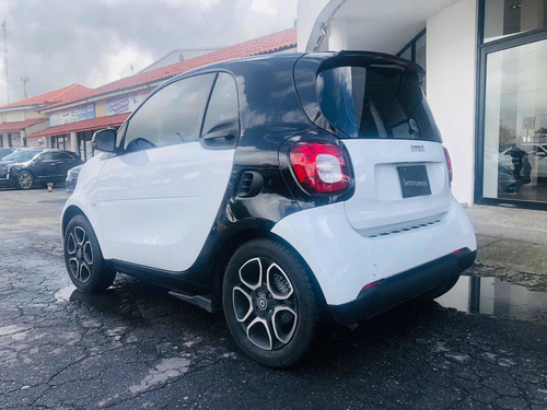 Imagen 3 de 14 de Smart Fortwo 2017 8.9l Prime Turbo . At