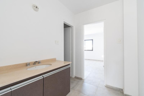 Imagen 20 de 30 de Rebajado Oportunidad - Haus701- Dúplex En Venta Dos Dormitorios. Con Cochera. Recibe Menor.