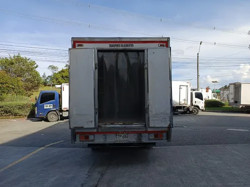 Chevrolet Npr 2013