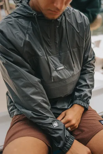 Jaqueta South To South Anorak Cedro Con - Water Repellent