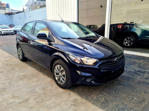 Imagen 5 de 22 de Nuevo Chevrolet Onix Joy 2023 Black 0km Color Smt2