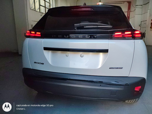 Peugeot 2008 1.0T Gt