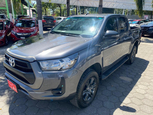 Toyota Hilux 2.7 Cabina Doble Sr Mt