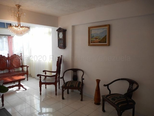 Imagen 6 de 16 de Gustavo Zavala Rentahouse 22-4238