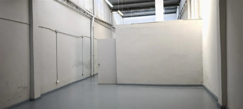 Bodega En Arriendo En Arturo Prat Para Distribuidora 
