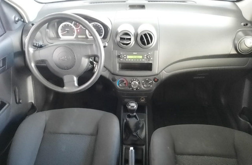 Imagen 7 de 8 de Chevrolet Aveo Ls Mt Aa Mp3 2017