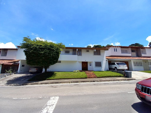 Vendo Casa 393m2 5h+s/7.5b+s/4p Santa Gertrudis 7007