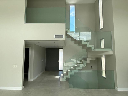 Imagen 8 de 30 de Barrio Privado La Lomada - Casa A Estrenar