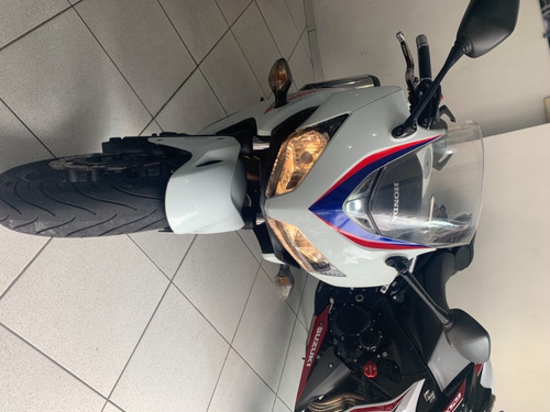 Moto Honda Cbr 500 R Ano 2014 Documentos Ok Muito Nova Pouco