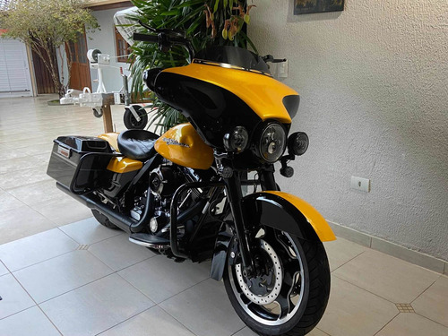 Imagem 4 de 9 de Harley Davidson Street Glide