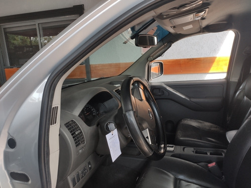 Nissan Frontier 2011 2.5 Le Cab Doble At 4x4