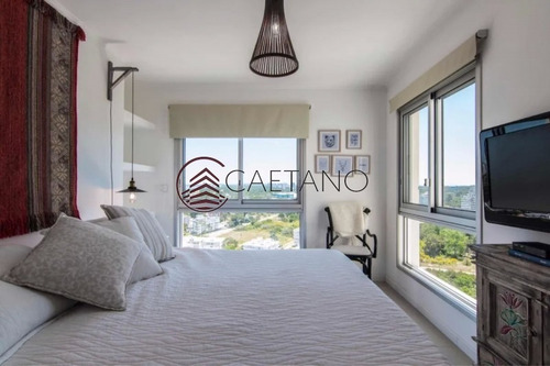 Excepcional Apartamento Con Hermosa Vista En Brava- Ref: 2329