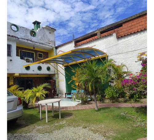 Posada En Venta En Tucacas Cg-8004361