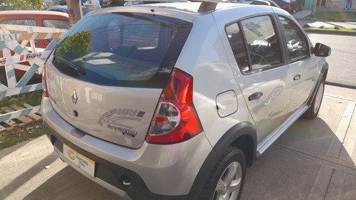 Renault Sandero Stepway 1.6 Confort 105cv