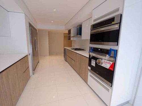 Imagen 8 de 12 de Apartamento En Venta Campo Alegre Chacao