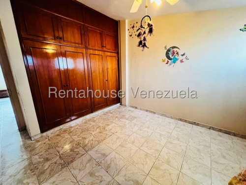 Asg Grandiosa Casa En Venta En La Urb La Mulera 25-19962