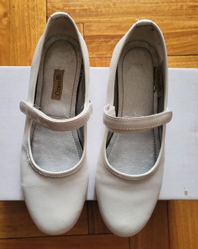 Zapatos Guillermina Nena Cuero Blancos - Talle 36