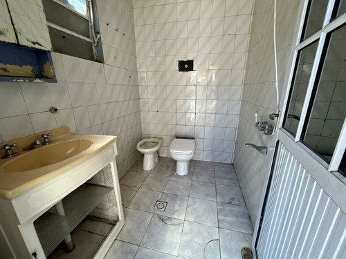 Imagen 11 de 19 de En Venta Casa, Lote Propio, Cinco Ambientes, A Remodelar. (la Tablada)
